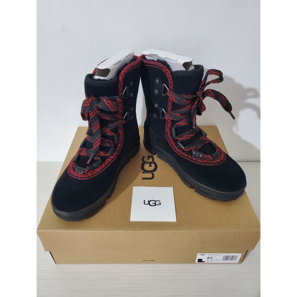 NIB UGG Classic Weather Hiker Hi Boots - Waterproof, Leather For Women